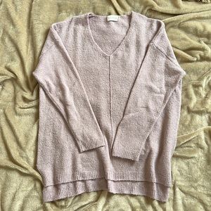 Dreamers light weight sweater